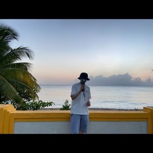 Meet your Posher, Yuchen